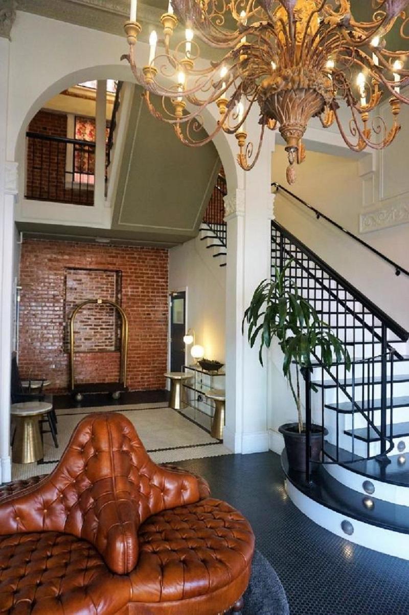 H By H Hospitality Hotel Los Angeles